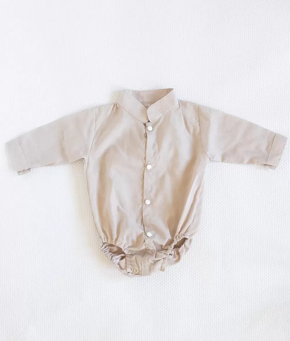 Costum botez maximilian