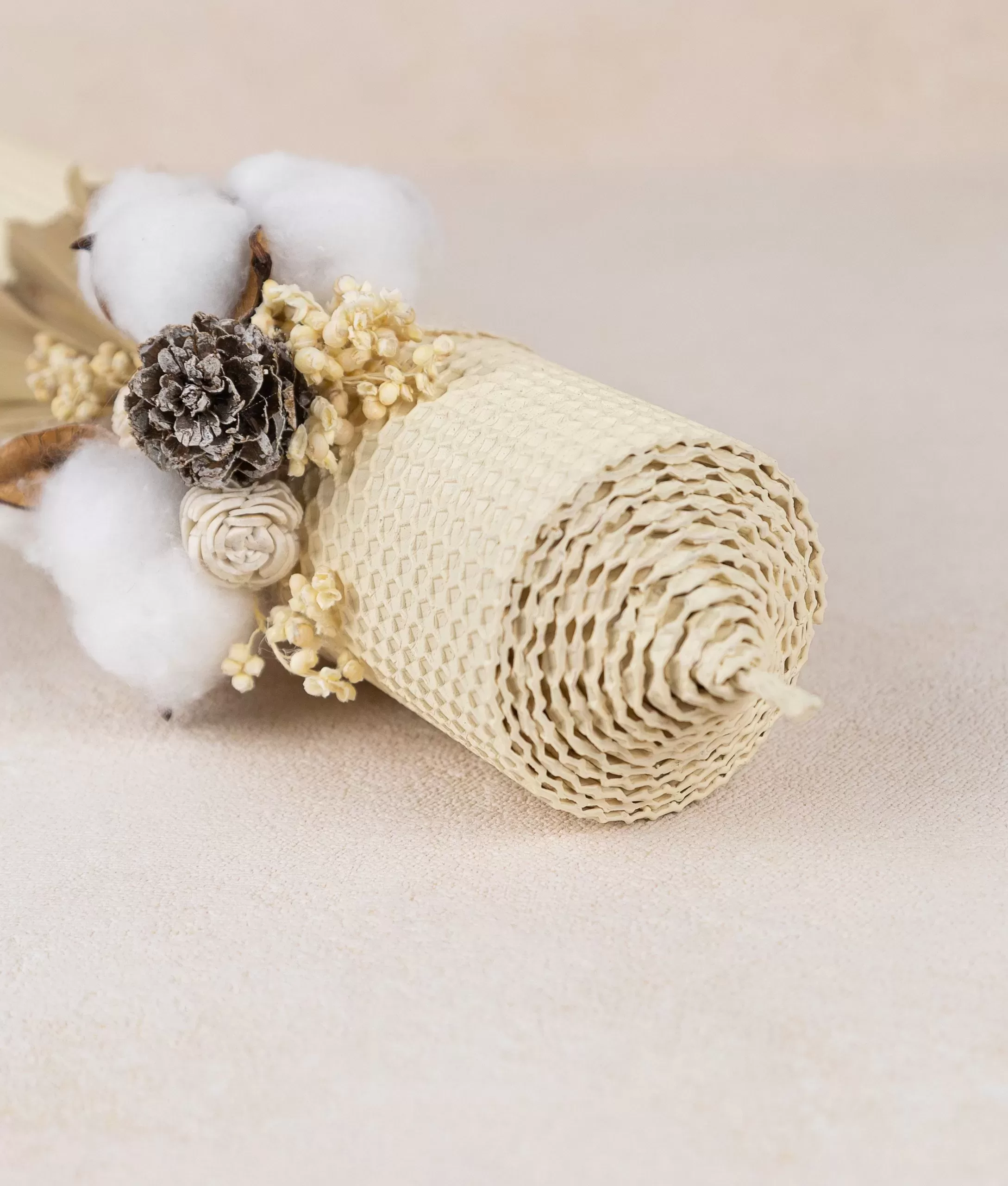 Lumanare blumanare botez fagure cremotez