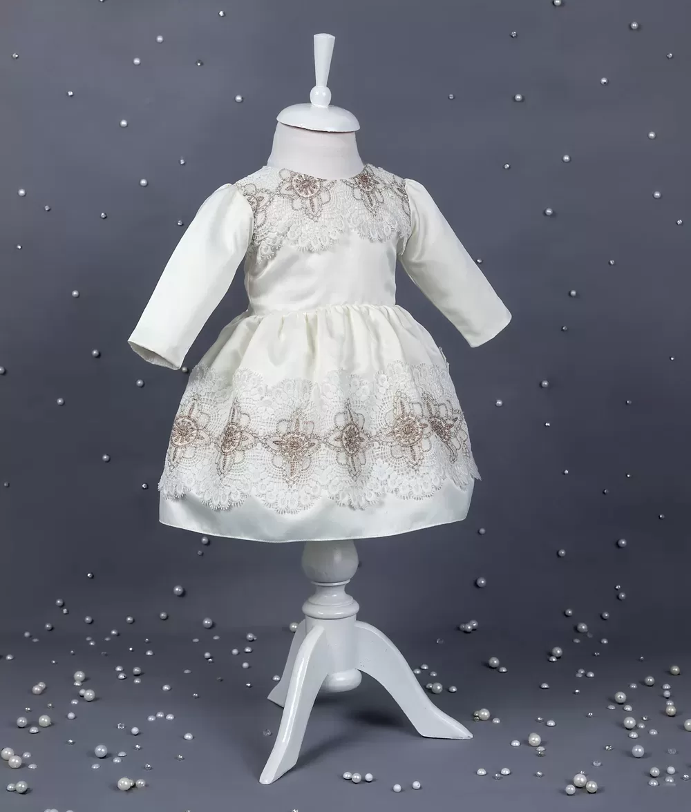 Rochita de botez velia