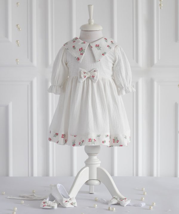 Rochita botez muselina alba cu floricele