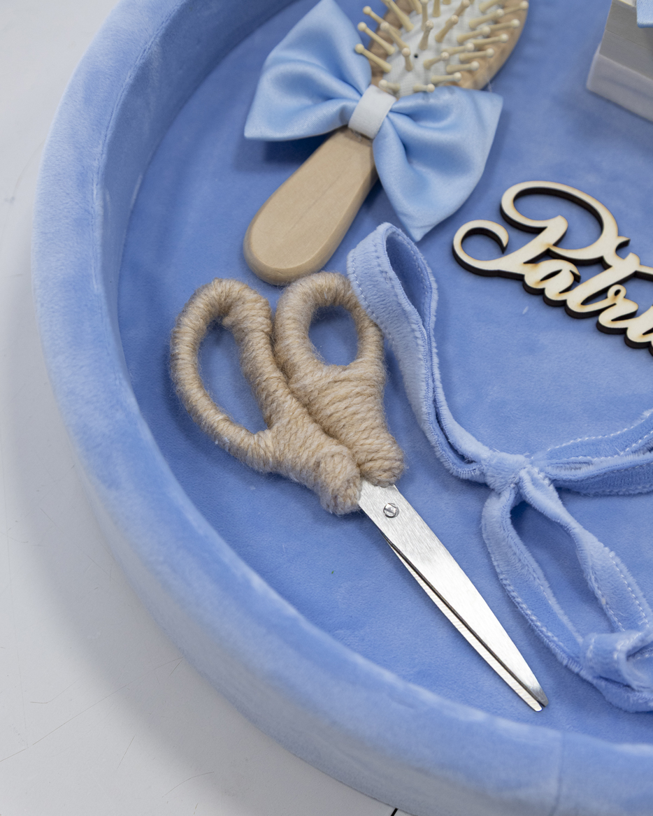 Set tăviță pentru tăierea moțului la botez bleu - imagine 4