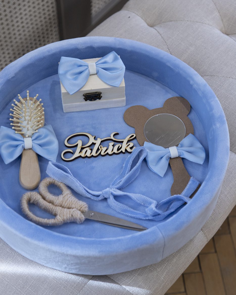 Set tăviță pentru tăierea moțului la botez bleu