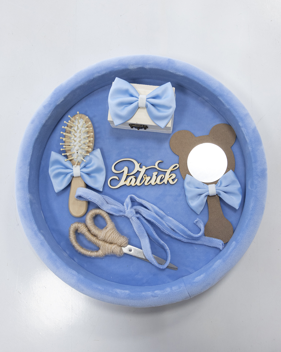 Set tăviță pentru tăierea moțului la botez bleu