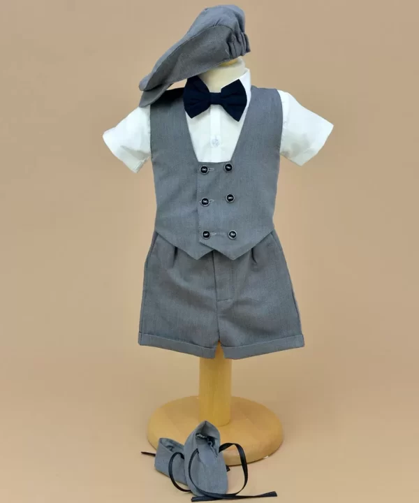 Costum botez Luca