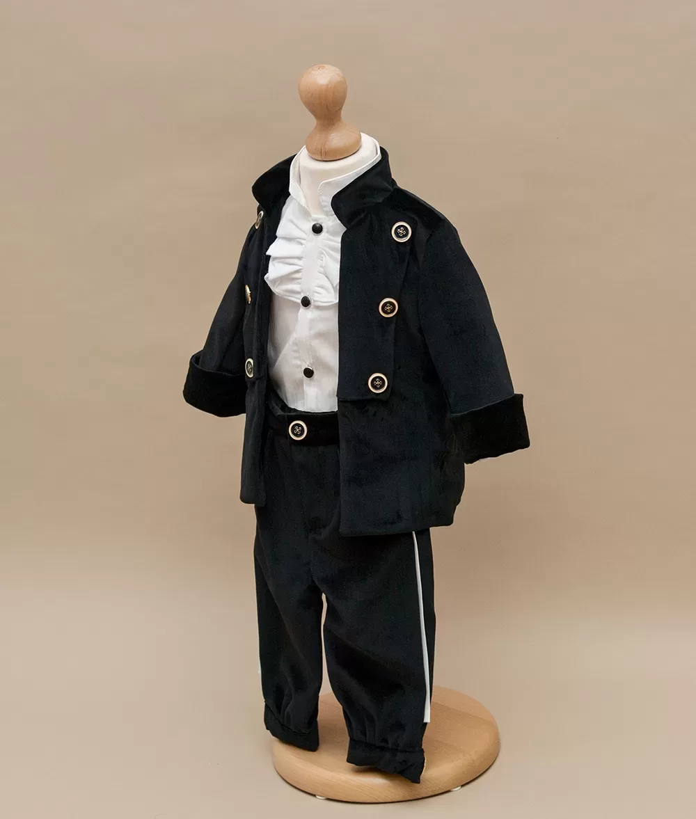 Costum de botez conte