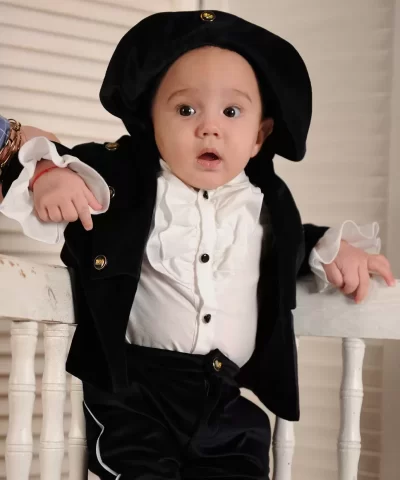 Costumas de botez negru Conte 02