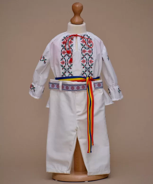 costum botez traditional rosu