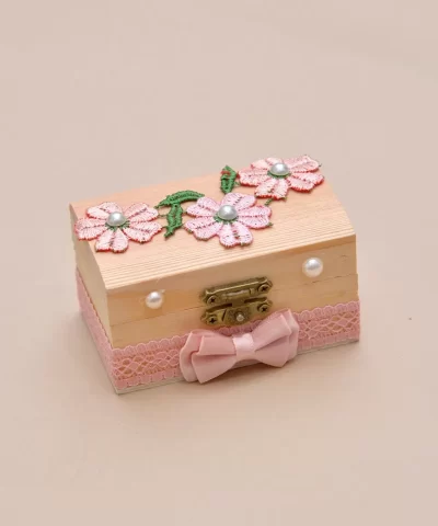 Cutie prima suvita botez