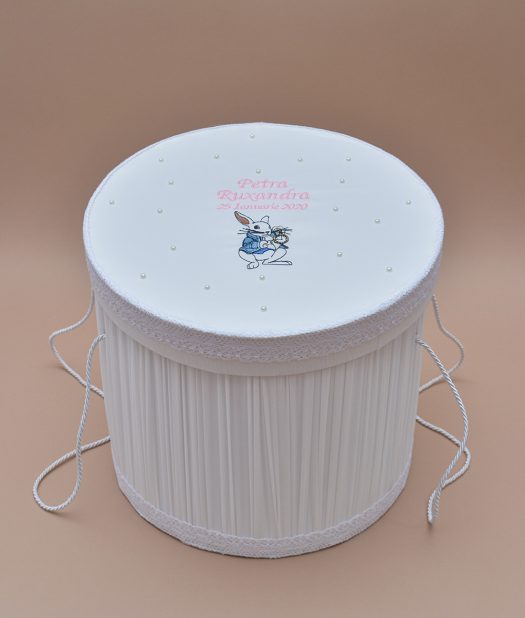 Cutie trusou botez personalizata the white rabbit 3