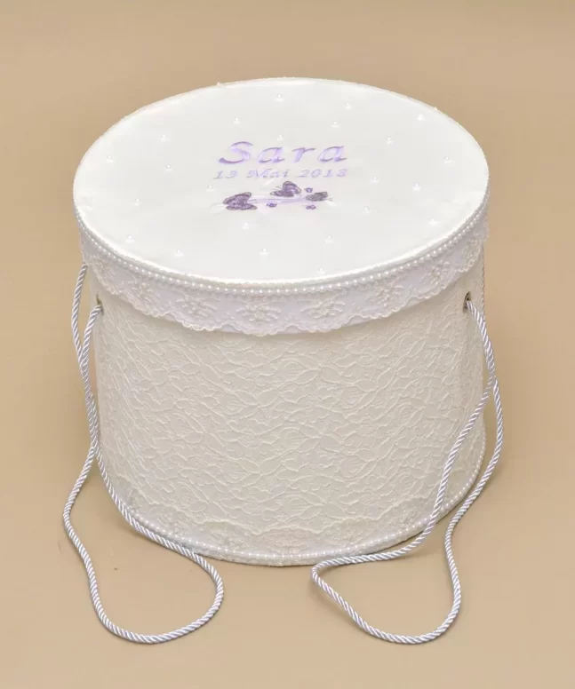 cutie trusou botez dantela alba