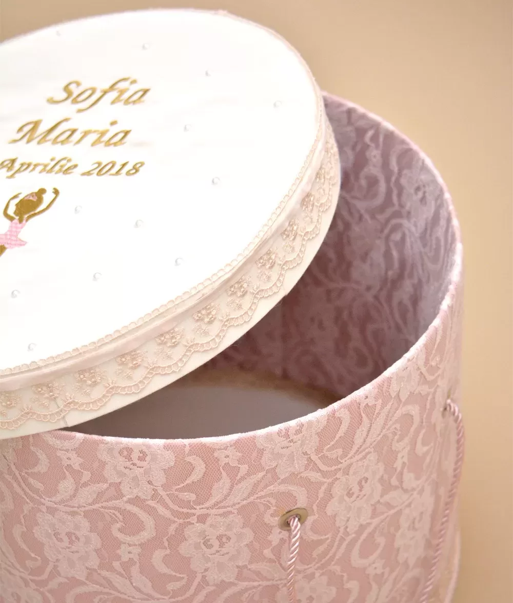 Cutie trusou de botez micuta balerina