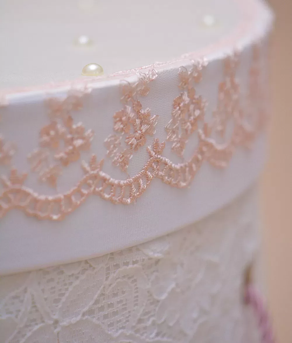 Cutie de trusou princess dantela