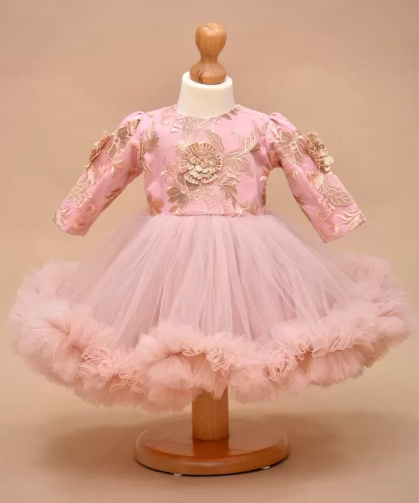 Rochita de botez roz pudra dantela