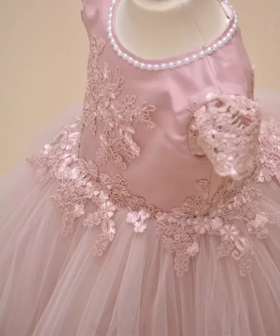 rochita botez margele dantela roz