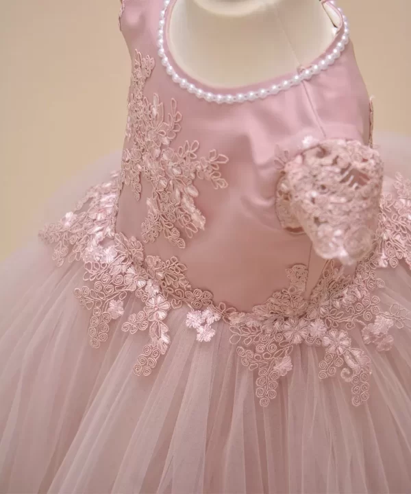 rochita botez margele dantela roz