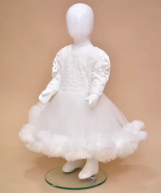 Rochita serbare alba dantela