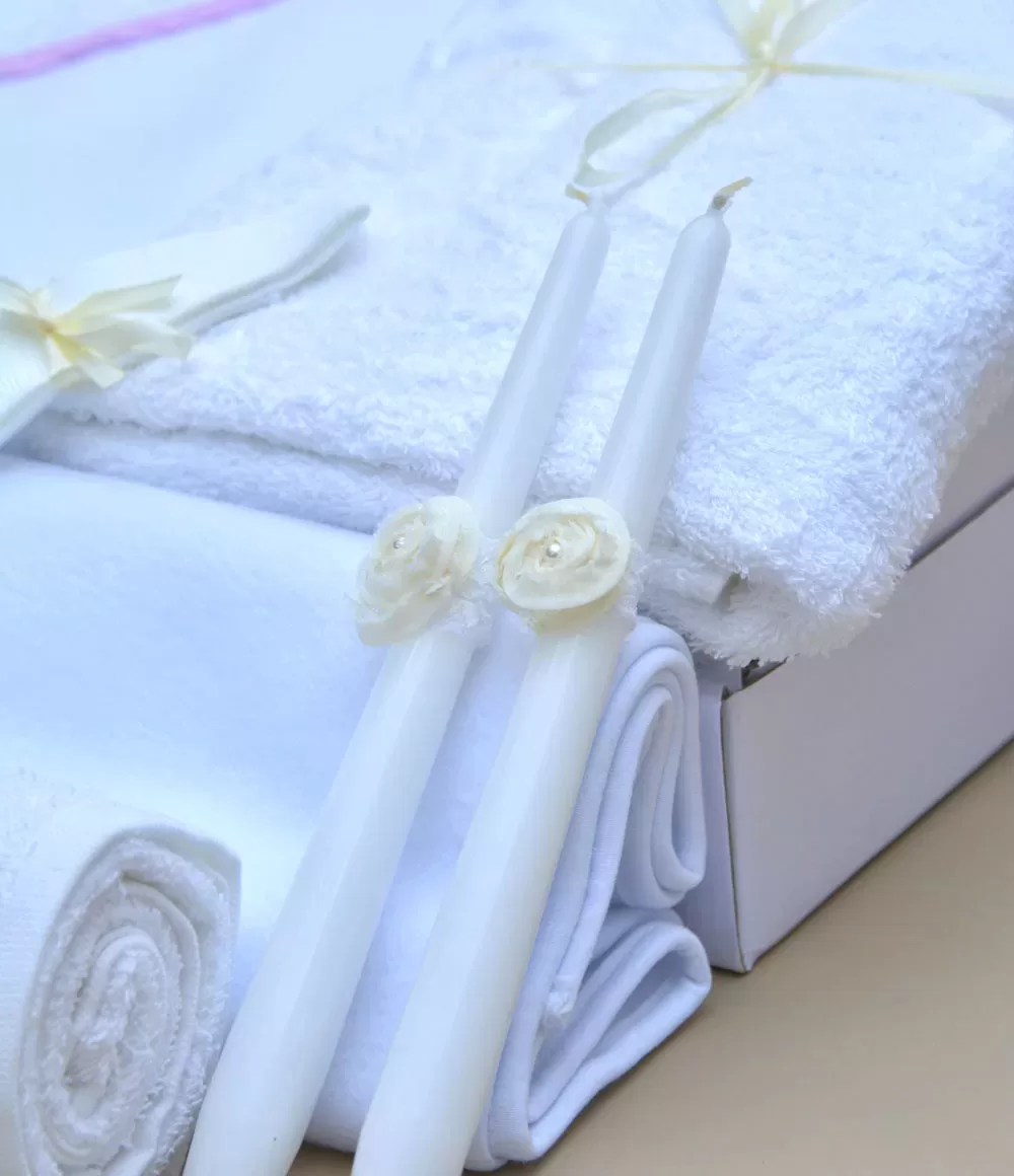 Trusou botez biserica alb roz lumanare