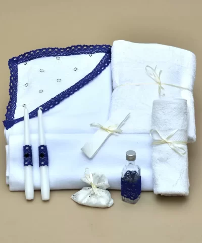 Trusou botez biserica albastru dantela