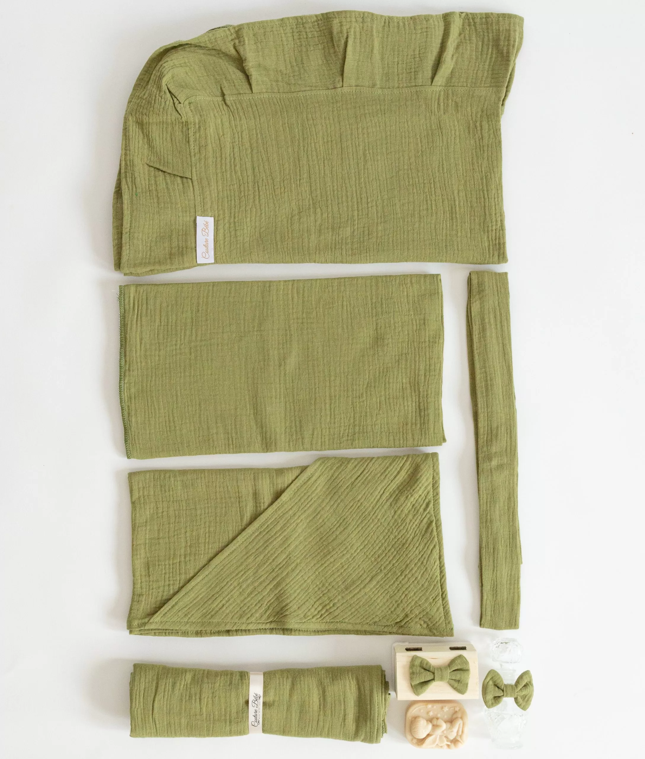 Trusou botez muselina kaki