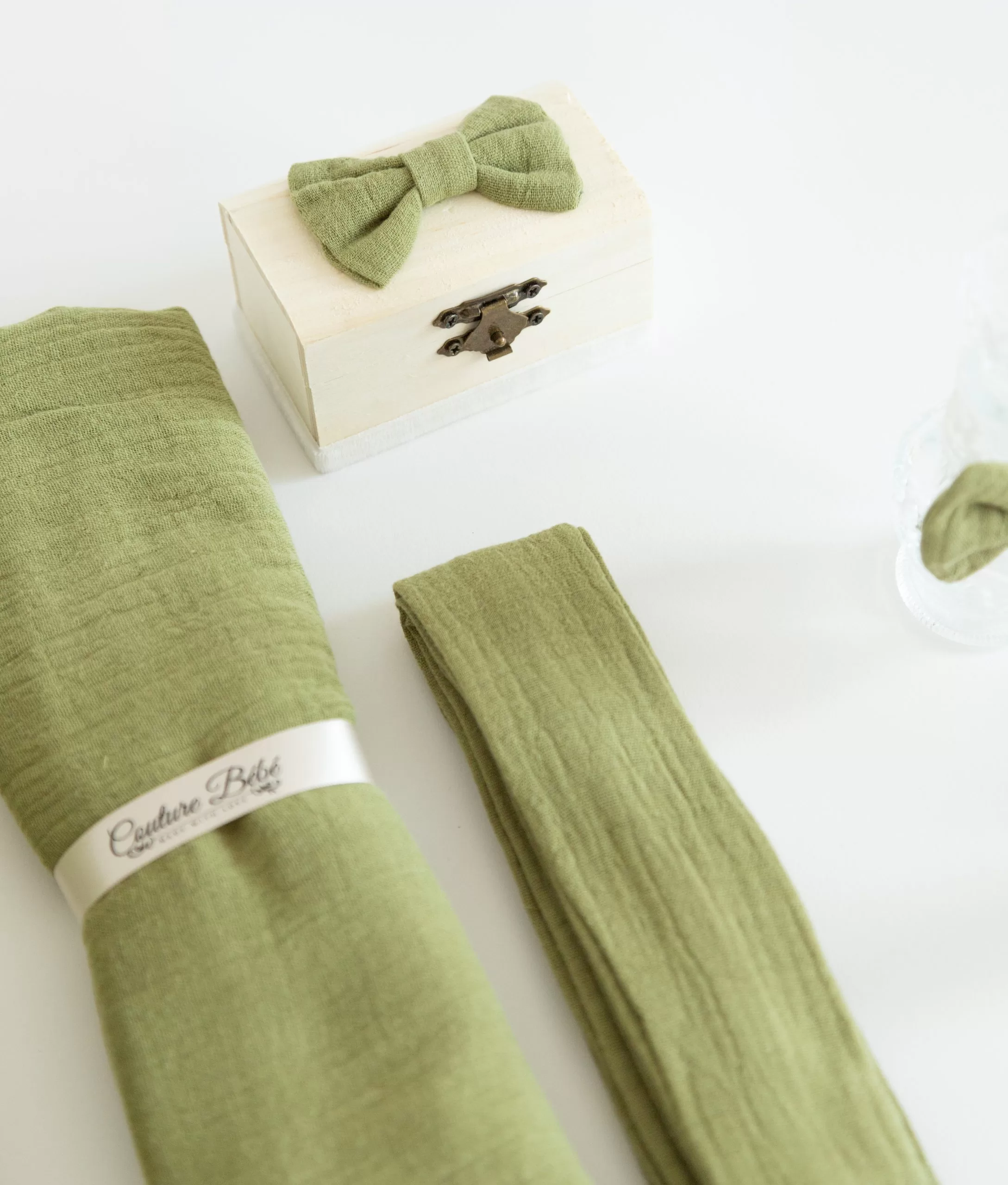 Trusou botez muselina kaki