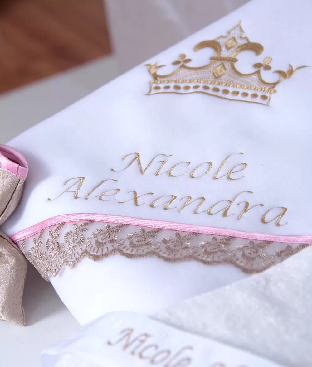 Paturica brodata trusou