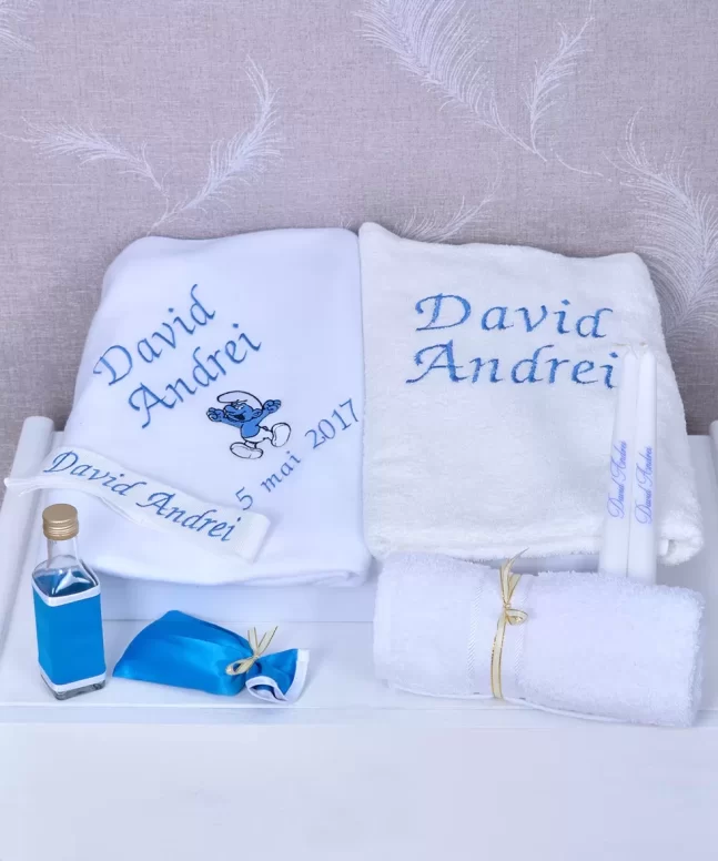 Trusou de botez strumfi